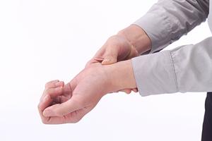 虎ノ門エリアの最新設備と丁寧な対応で評判の歯医者を徹底比較