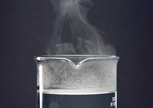 静岡県の眼科で新しい治療方法の相談